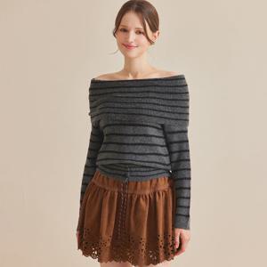 FOCUS  단추 포인트 오프숄더 울니트 PBBF5W1KT2121