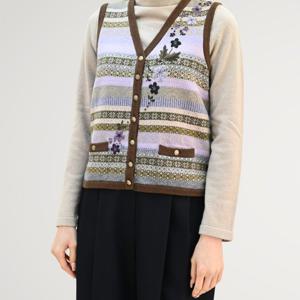 [비꼴리끄(여성)]자가드 조직 V넥 조끼 B254KV1010