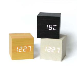 LED 우드 큐브 탁상시계