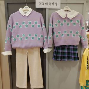 [오후]촉감 좋고 부드러운 플라워 스웨터 OHKA23N51