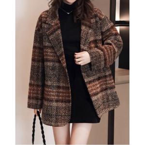 누빔 체크 더블 버튼 루즈핏 하프 코트 (WIACCT003)