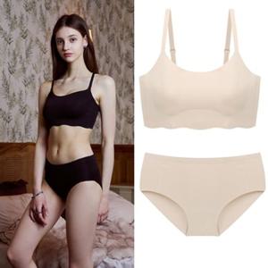 와코루 제로라인 무봉제 노와이어 스트랍 스포츠브라 팬티 WBRS011WPTS010