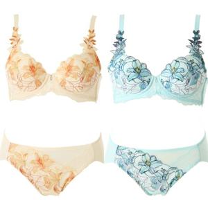 와코루 A,B컵 로맨틱한 플라워프린트 3D패드브라+햄라인팬티 WBR1957ABH