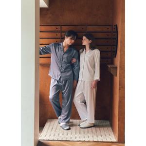 비너스 커플 세련된 감각의 실크필 스트라이프 커플잠옷 VPA4570WM