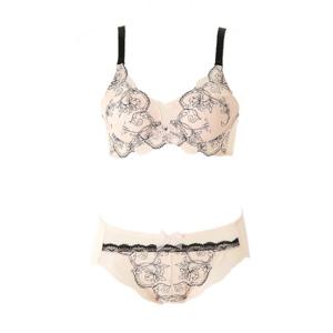 비너스 AB컵 가슴을 모아주고 감싸주는 로맨틱 감성 브라햄팬티 VBRB645AVPTB645