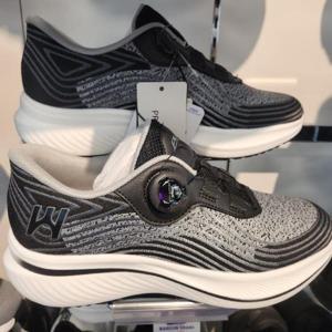 프로월드컵 HC21 사이트다이얼운동화 P124-A201-1.ZB