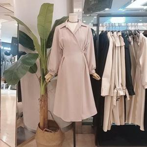 [파르베]  F23A70305_클래식 카라 기본 원피스