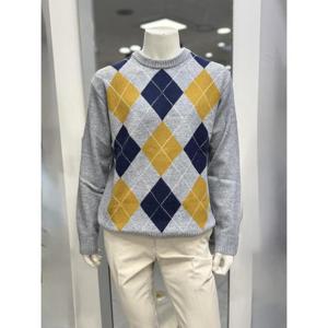 BASSO 세이브존01 그레이 아가일 패턴 울혼방 라운드 니트 (2컬러) BS-Y3WR45AGR