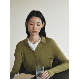 [쥬크]리브드 오픈 카라 슬림 니트탑 Z253KSK015