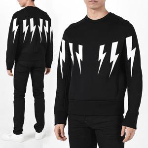 닐바렛 볼트 슬림레귤러핏 맨투맨 블랙 PBJS450A L508S 524