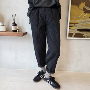 [올리비에스클로젯] 밴딩 퀄팅 패딩 배기팬츠_O2512PT125D