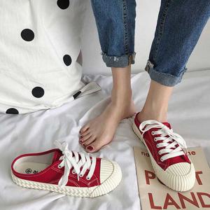 봄나들이 데이트 여름 여행 스니커즈 캔버스뮬 코디