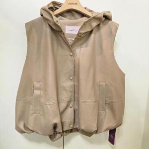 스테파니 HC07 후드 밑단 벌륜 가죽 조끼 A25JK5114