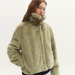 [마리끌레르][정가179,000]페이크 퍼 숏 카라 자켓(MAFDJK18NKB)