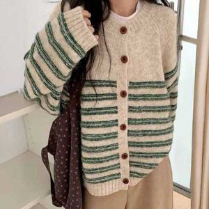 [드넬]주르주르가디건DWC54147A