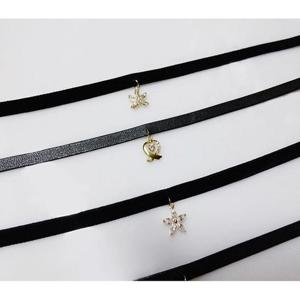 핸드메이드 유니크 여자 가죽 초커목걸이