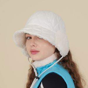 다이아 패딩 귀덮개 골프모자