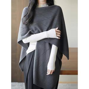 [카라]KARRA 아가일펀칭숄가디건_A5W0680