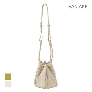 [반에이크][반에이크] 스티치가죽 크로스백_VB35AHQ303Z (P00359