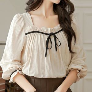 (예쎄) 배색리본 스퀘어넥 셔링 블라우스(S5SBL067A)