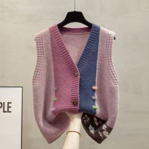 딜로우 브이넥 니트베스트_NC4LK002