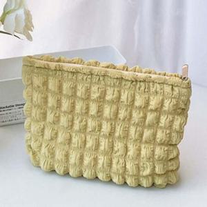 엠보싱구름패턴파우치 심플 폼폼다용도파우치(옐로우)