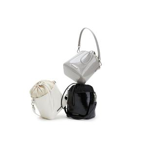 [랩]RISE BUCKET BAG AR7AB204