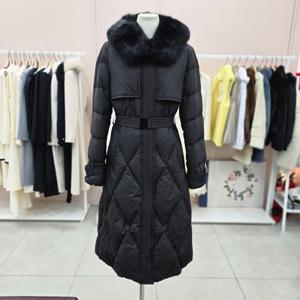 [샤틴]폭스퍼 탈,착 다이아퀼팅 구스다운 롱패딩S244S853A