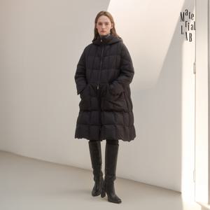 머티리얼랩 허그 와이드 구스다운 롱코트