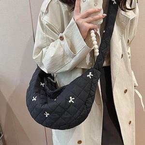 캐주얼크로스백 여성 데일리 패딩 가벼운 크로스 백 가방 블랙