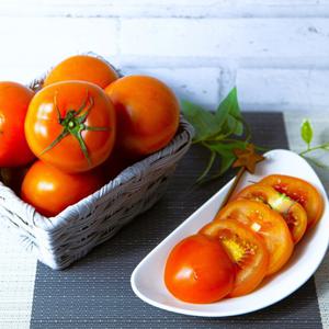 아삭하고 달달한 완숙찰토마토 3kg(3~4번과)