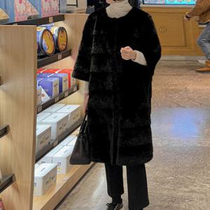 코코블랙 / 라인 밍크퍼 5부 롱코트