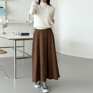 [문에이블]문에이블 여자 여성 겨울 따뜻한 데일리 허리 밴딩 편안한 후레아 플레어 롱 스커트