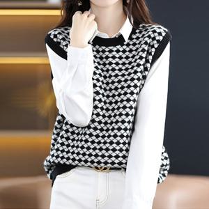 [유니제이] 미킨 라운드 패턴 니트 조끼