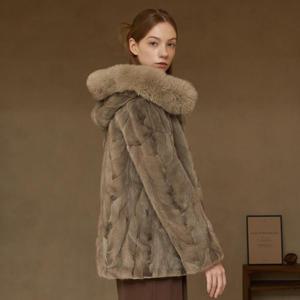 [정가 399,000원][유로컬렉션]뮤 사가폭스 후드 리버시블 밍크 코트