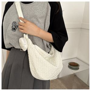 팝핀플라워크로스 퍼프 엠보백 크로스백 가방 반달백