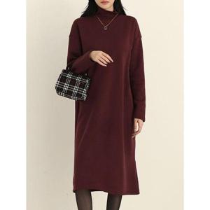 [시크루즈]셀벤 기모 폴라 박스 롱 원피스_BDOP111