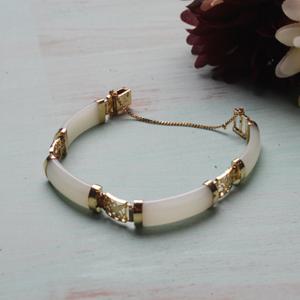 [제이드유] 프리미엄 춘천옥 학세공 4편 옥팔찌(10mm)