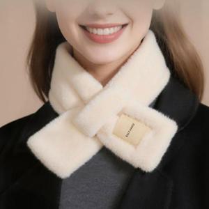 DY 쁘띠 숏 퍼 머플러 겨울 패션 보온 털 목도리 WFL3TJ3