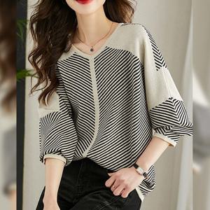 ★베스트특가★[무드무드] 프린 브이넥 사선 니트