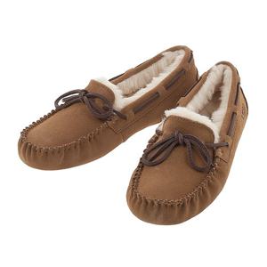 [어그] FW24 여성 다코타 모카신 1107949 CHESTNUT