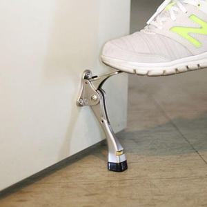 자동 도어스토퍼-문고정장치대 받침 말발굽 닫힘방지 (W209F31)