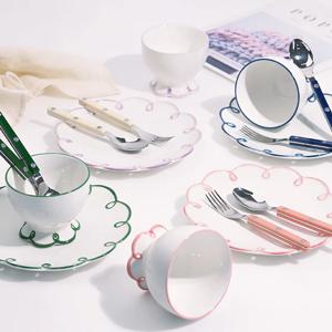 위즐리 레트로 빈티지 라인 플라워 디저트 파스타 샐러드 플레이트