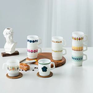 홈카페 유리 레트로 디자인 반투명 밀크글라스 머그컵 220ml