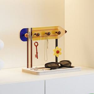 [해외] 북유럽 모던 연필 디자인 액세서리 수납함 거치대 차키트레이 소품정리함 2color