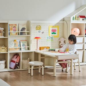 샘키즈 키즈테이블 스퀘어형+등받이 의자+멀티장 전면책장형 세트