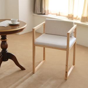 원목 팔걸이 등받이 쿠션 의자 (패브릭) / 편한 인테리어 식탁의자
