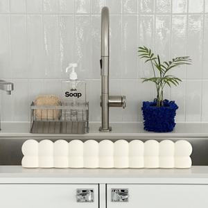 구름 쿠션 실리콘 싱크대 물막이 물튐방지 흡착식 가림막