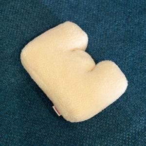 Initial Cushion E 이니셜 알파벳 쿠션