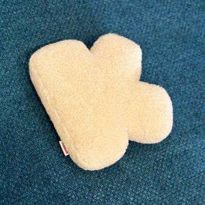 Initial Cushion K 이니셜 알파벳 쿠션